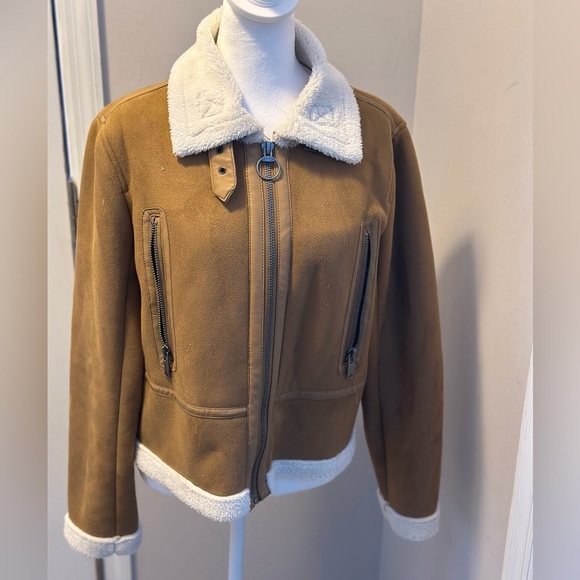 ‼️SOLD PLEASE DON’T BUY Universal Thread Sherpa Lined Jacket Women’s Size M - Picture 1 of 15